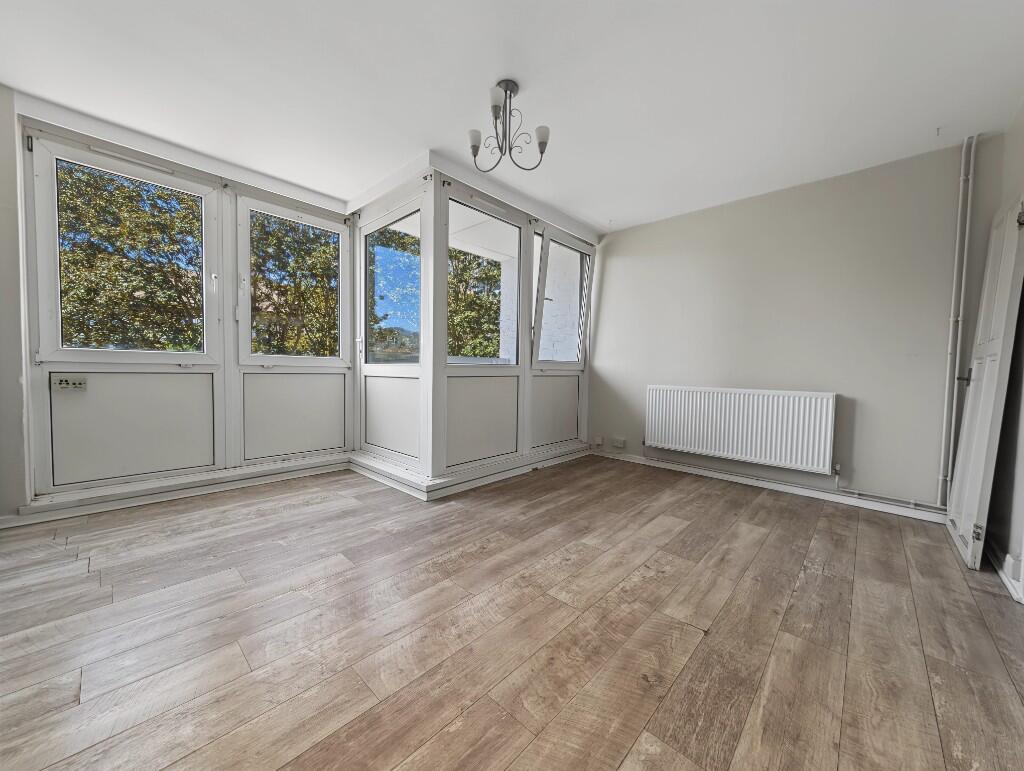 Apartment in London - View 2