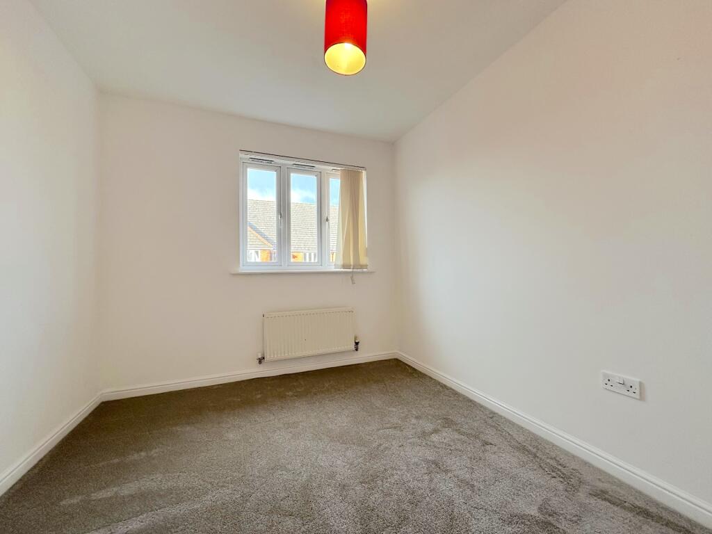 Ardgowan Grove, Parkfields, Wolverhampton, WV4 - View 3
