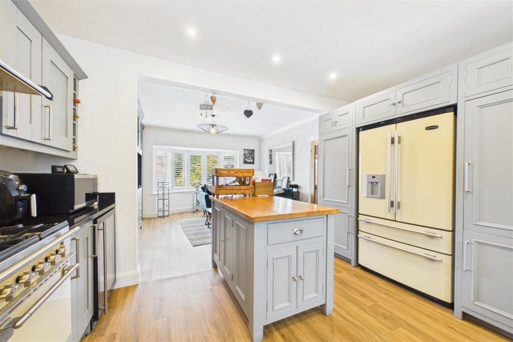 House in Nottingham - View 5