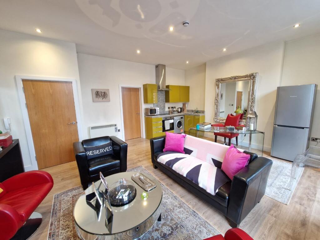 Main image of property: Oxford Street, Nottingham, Nottinghamshire, NG1 5BH