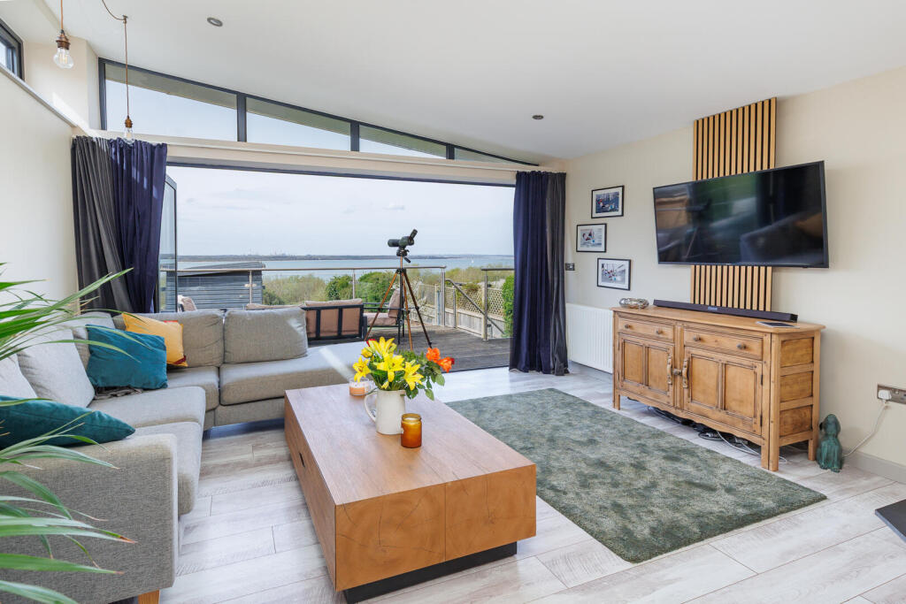 Main image of property: Battery Road, Cowes