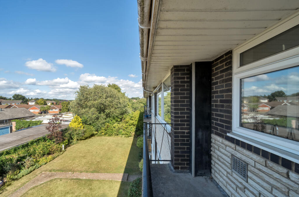 Deacon Road, Southampton, Hampshire, SO19 photo 4