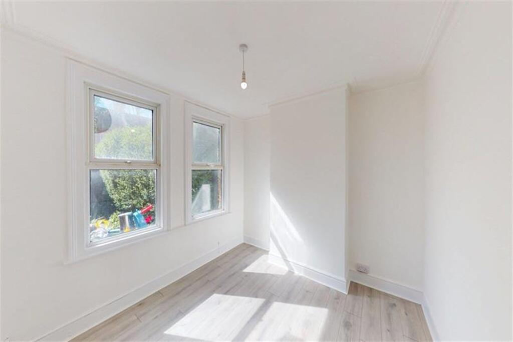 Main image of property: Winns Avenue, Walthamstow, E17