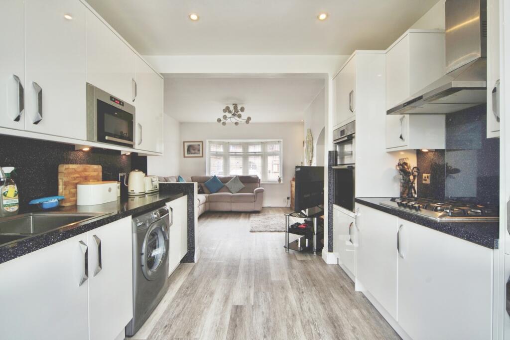 House in Romford - View 4