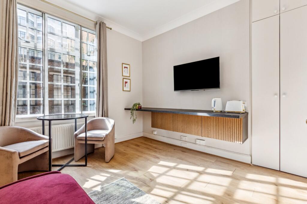 Apartment in London - View 3