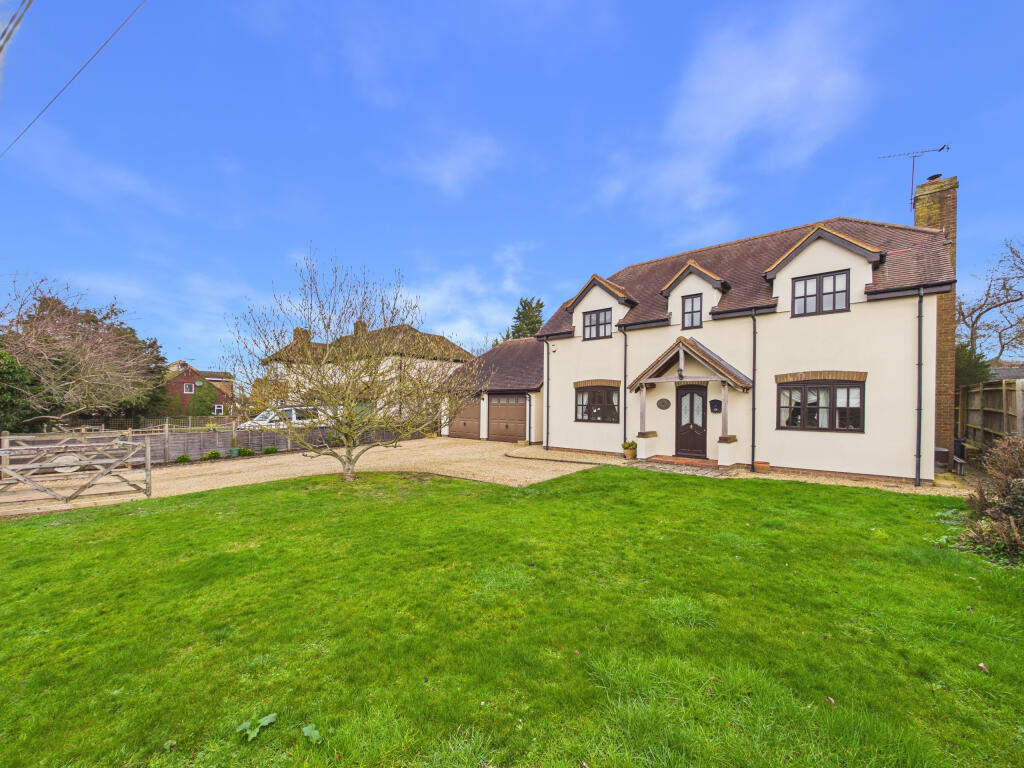 Main image of property: The Lane, Lower Icknield Way, Chinnor, Oxfordshire