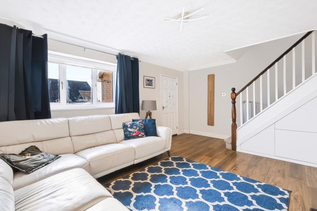 House in Llantwit Fardre, Upper Church Village - More