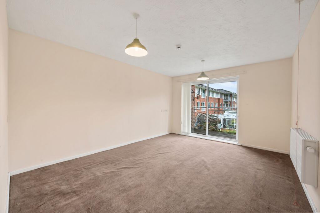 Apartment in Warrington - View 5