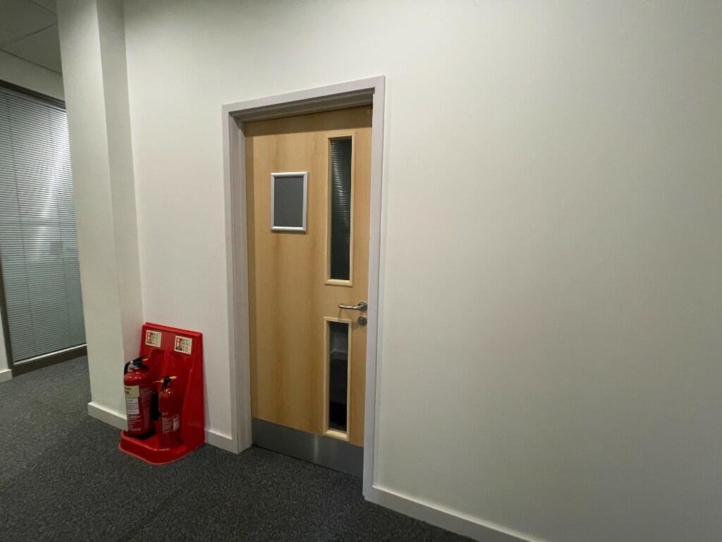 Office M