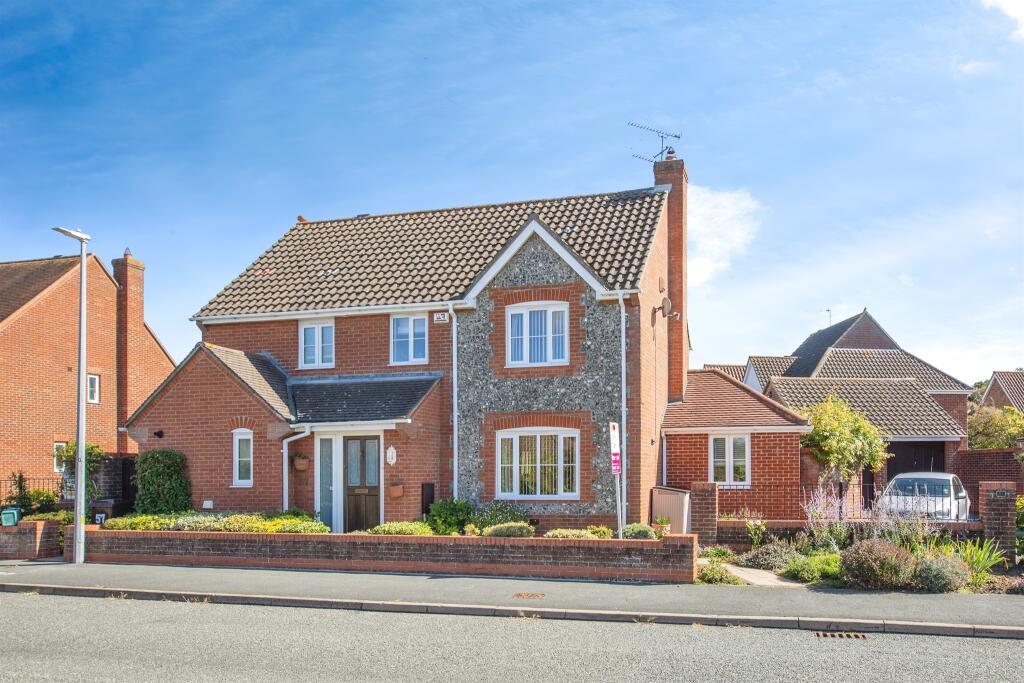 Main image of property: Eastwood Drive, Highwoods, Colchester