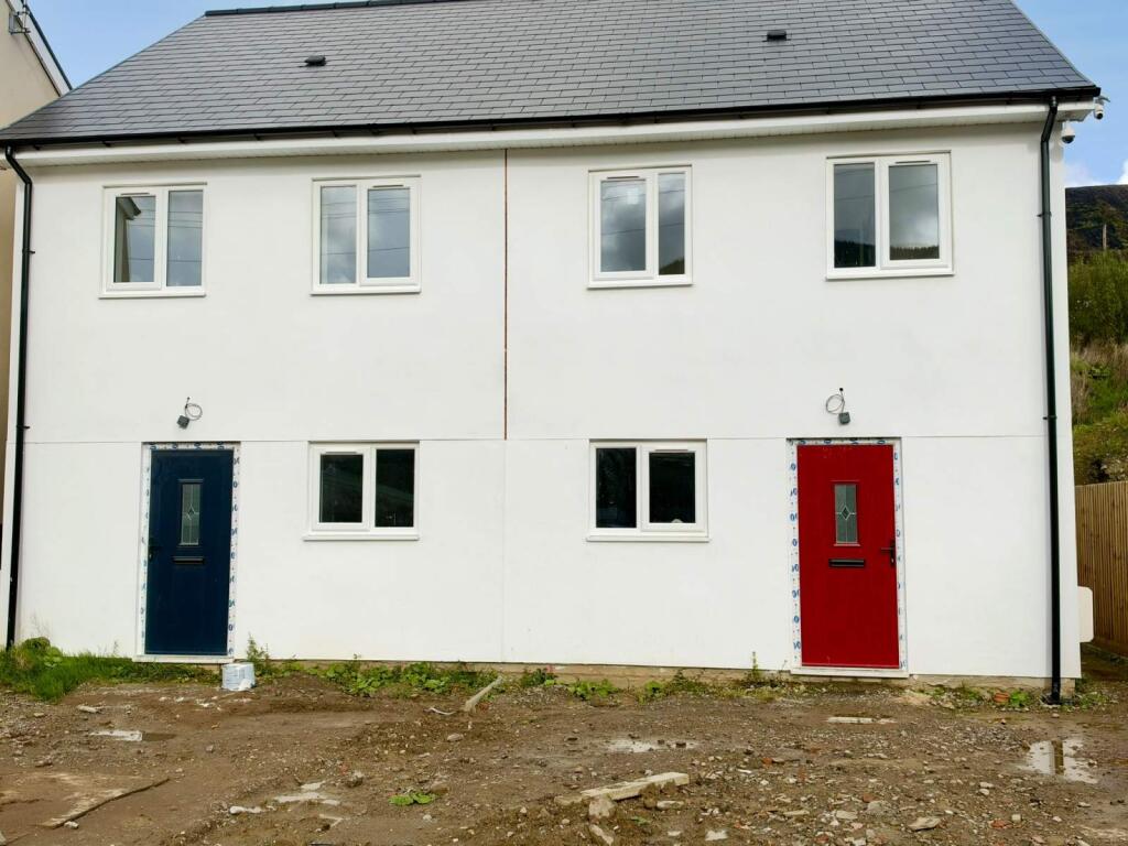 3-bed semi-detached on Charles Street, Treherbert, Treorchy, Rhondda Cynon Taff, CF42 5HF, £199,999