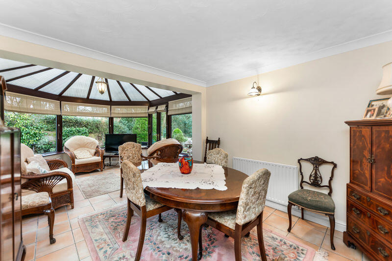 House in Wigan, Thornhill - More