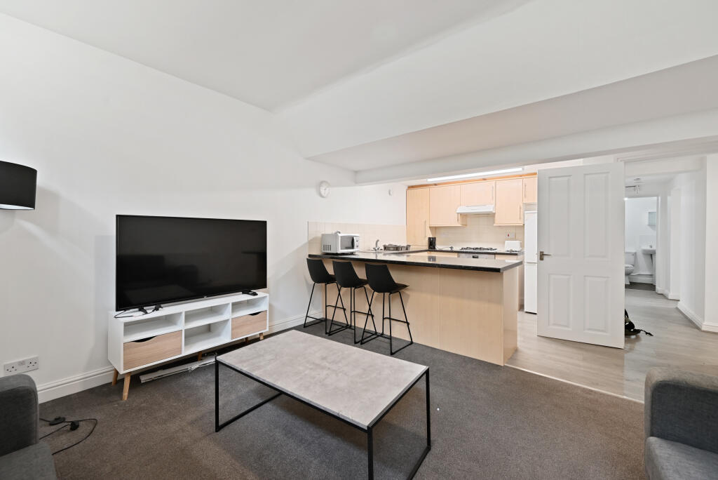 Apartment in Coventry - View 3