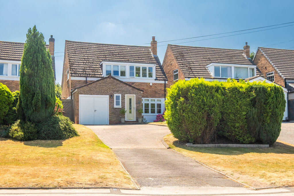 Main image of property: Foley Road West, Streetly, Sutton Coldfield, B74 3NX
