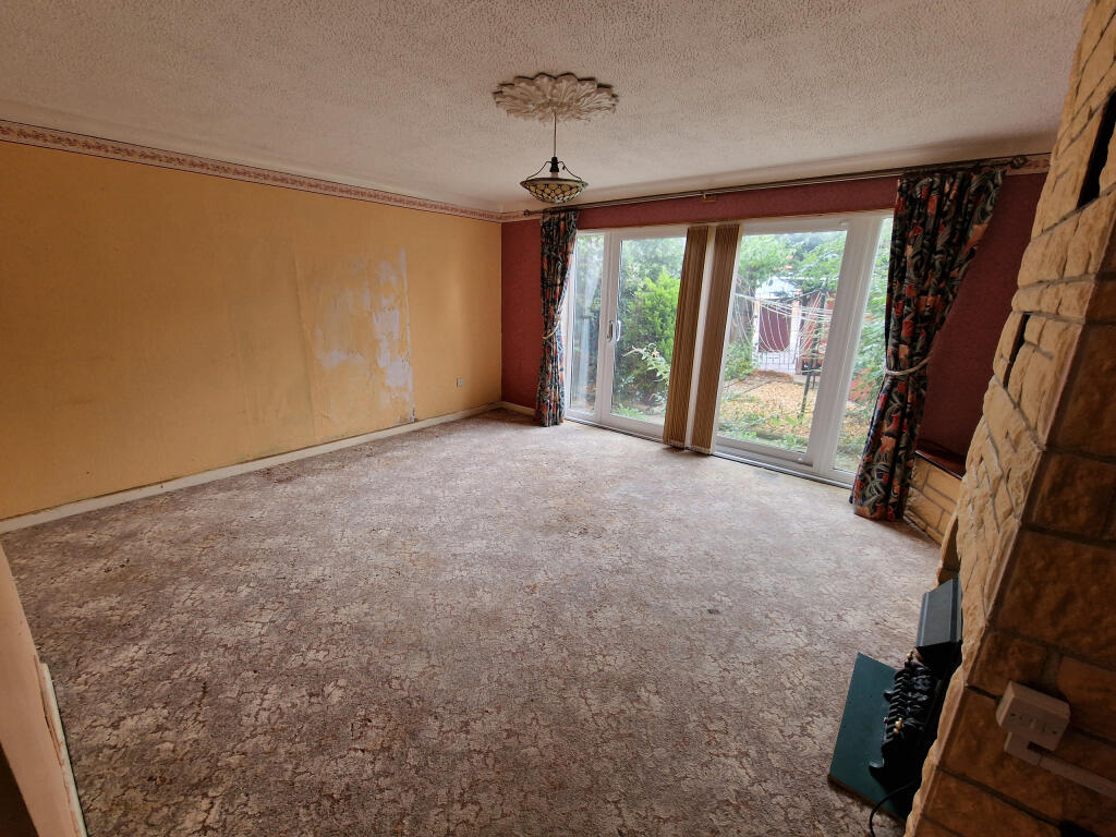 House in Yeovil, Preston Plucknett - View 3