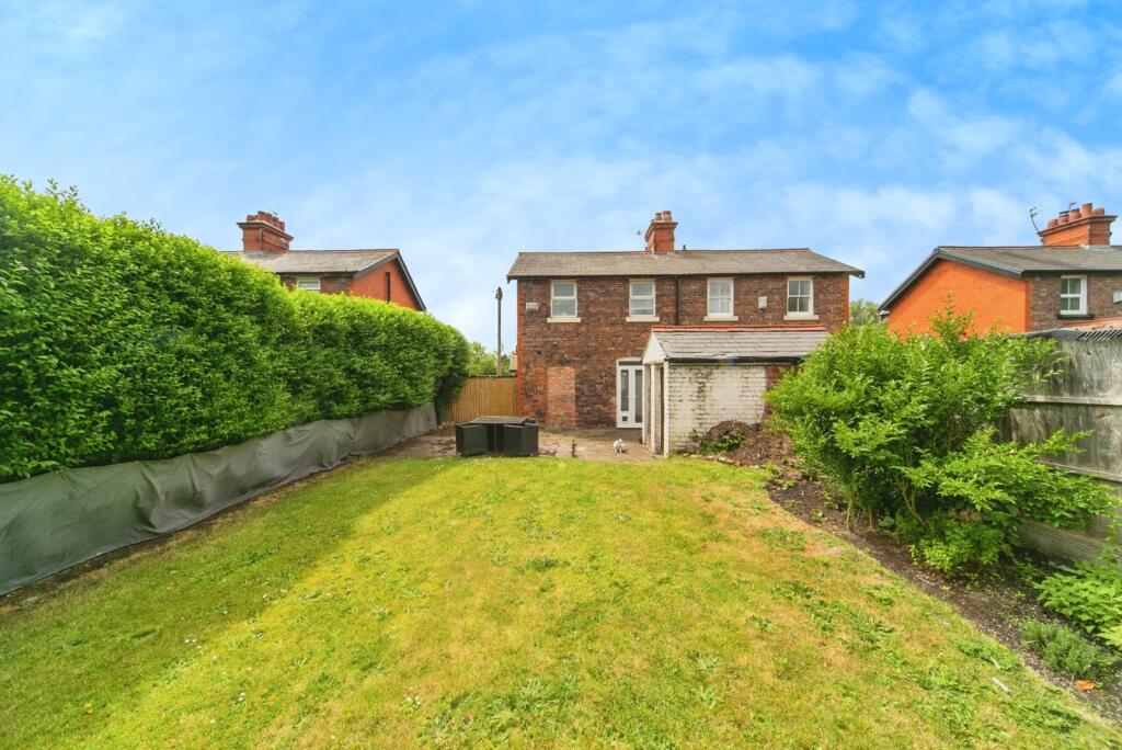 South View, Wirral, Merseyside, CH62 photo 3