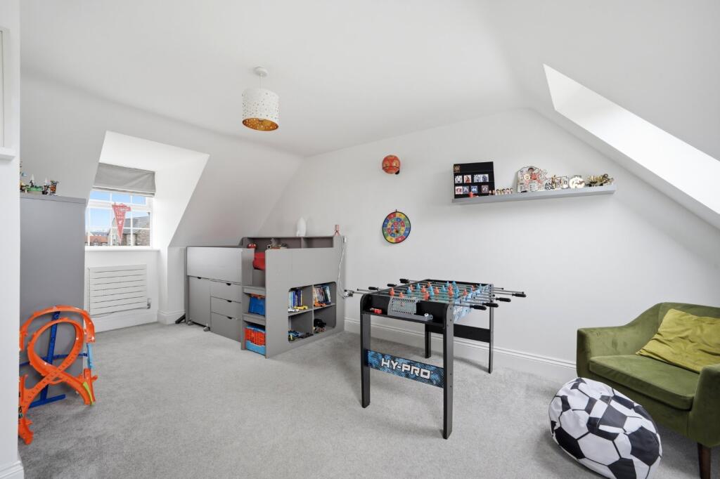 Pentagon Way, Wetherby, West Yorkshire, LS22 photo 2