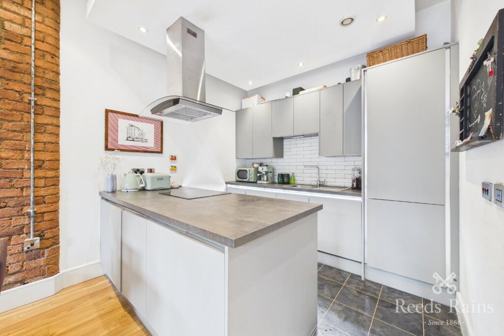 Apartment in Manchester - View 3