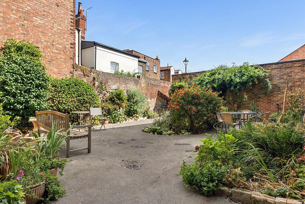Property photo 11