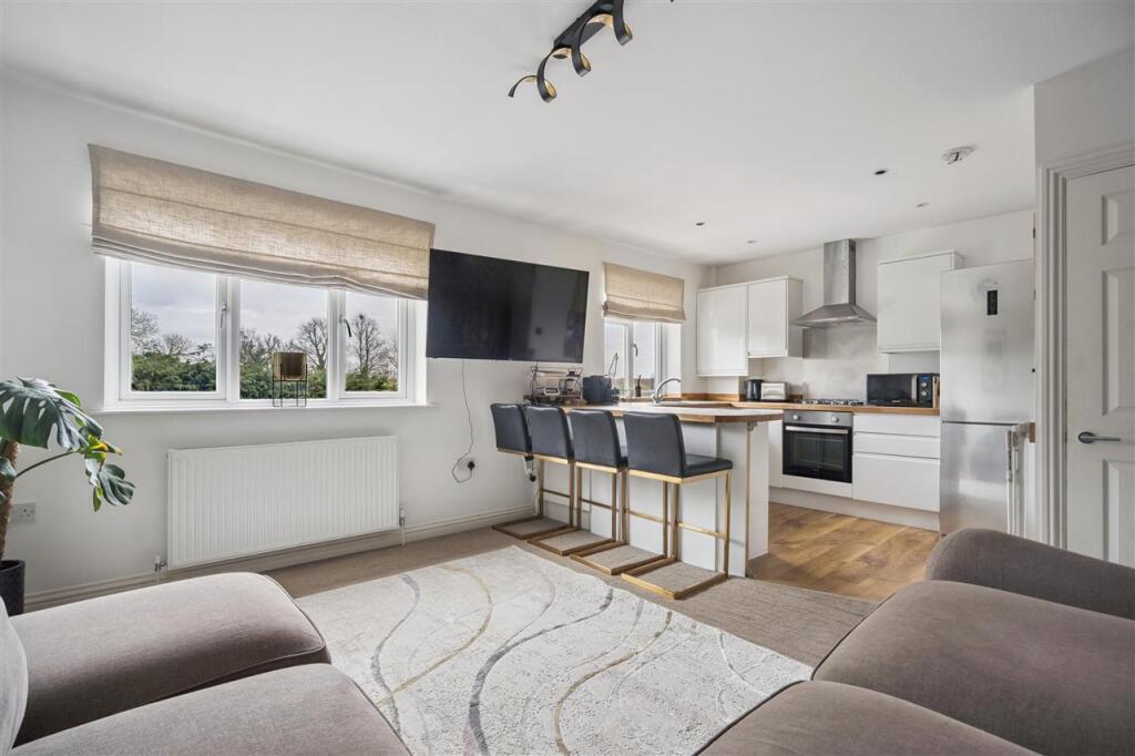 Main image of property: Station Approach, Higher Denham