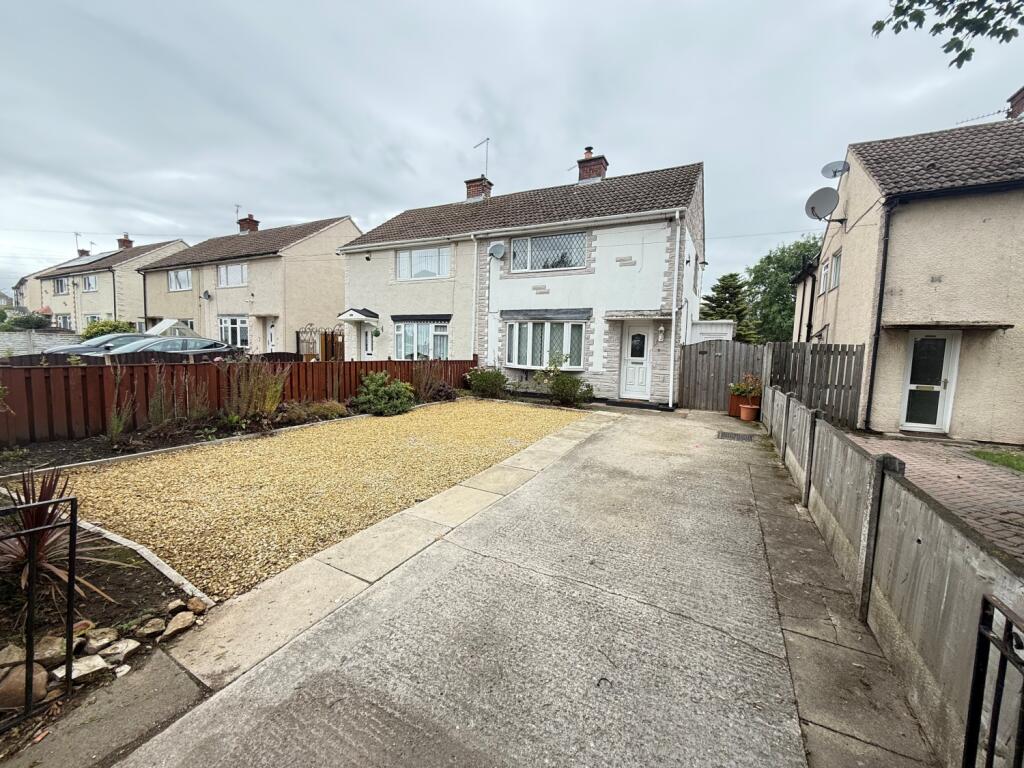Main image of property: Ferrybridge Road, Pontefract, West Yorkshire, WF8
