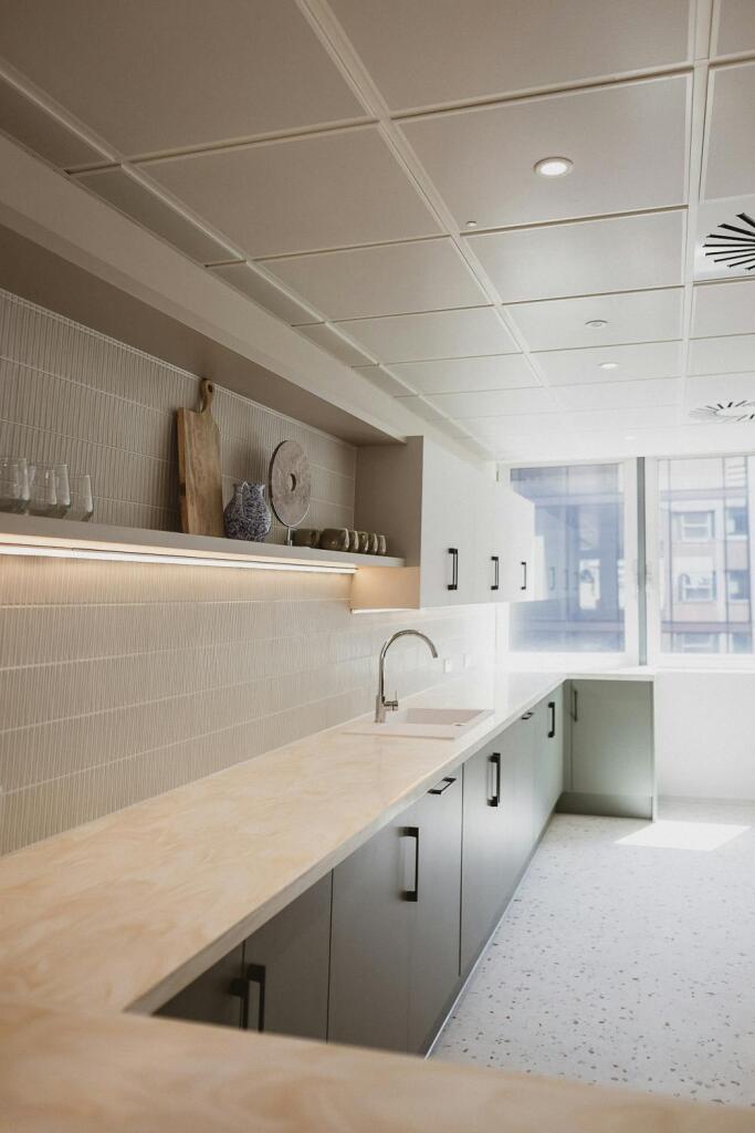 Edmund House - Kitchenette2.jpg