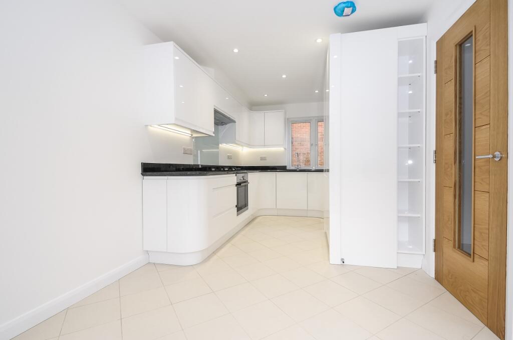 Main image of property: St. Thomas Street, Winchester SO23