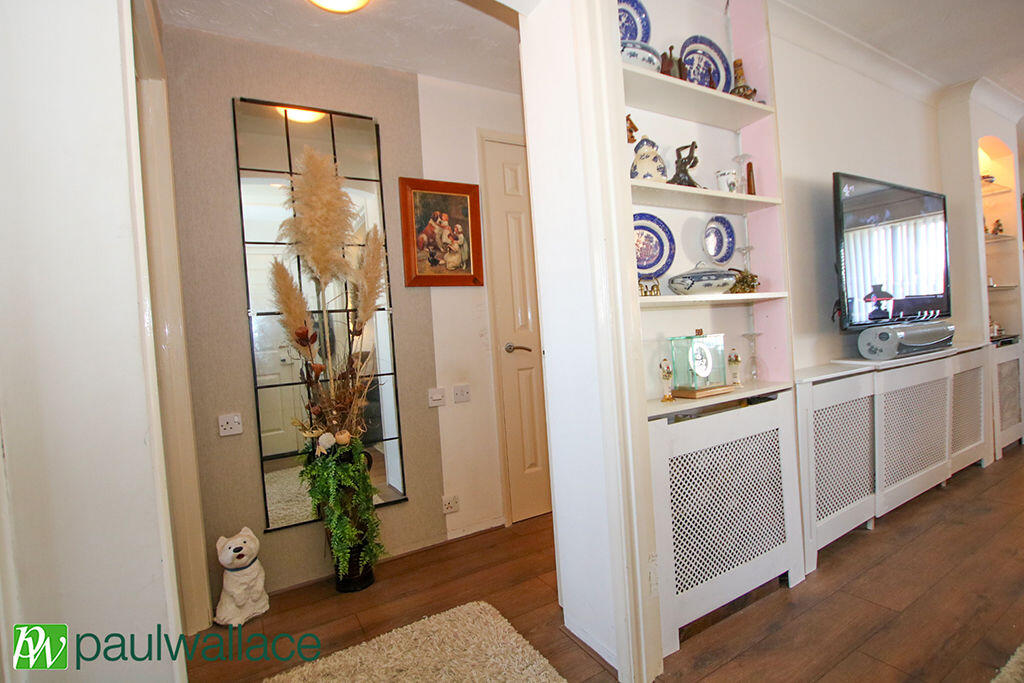 Apartment in Enfield - View 5