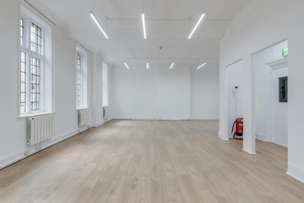 OFFICE 14.jpg