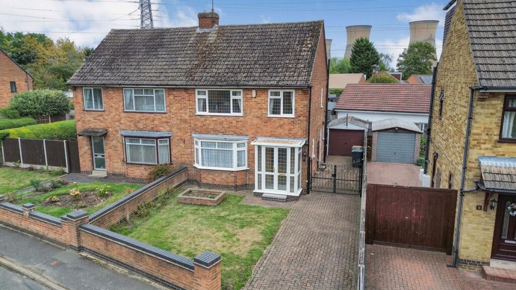 3-bed semi-detached on Fern Avenue, Willington, DE65, £260,000