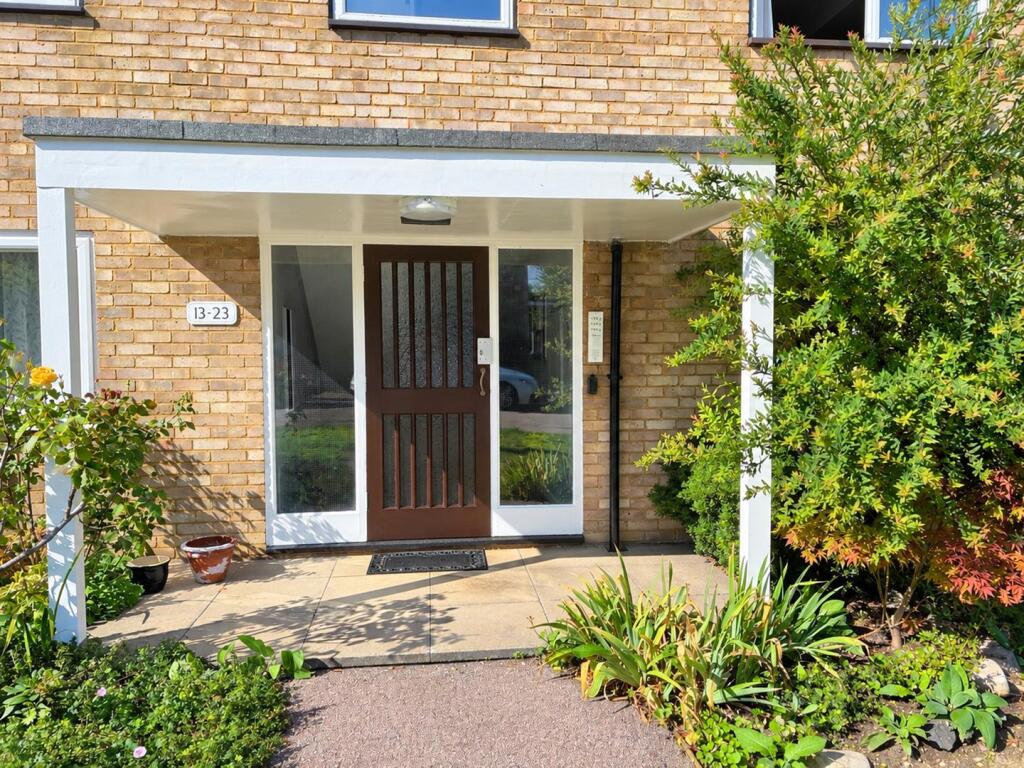 Apartment in Stevenage - View 5