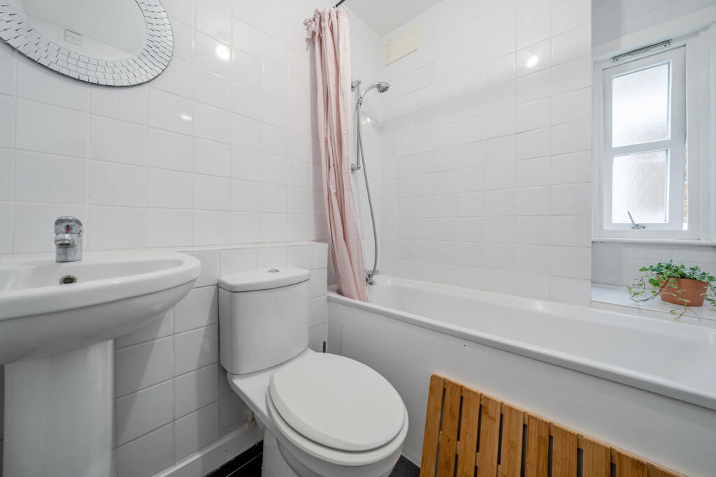 Apartment in London, Bermondsey Spa, Old Kent Road - More