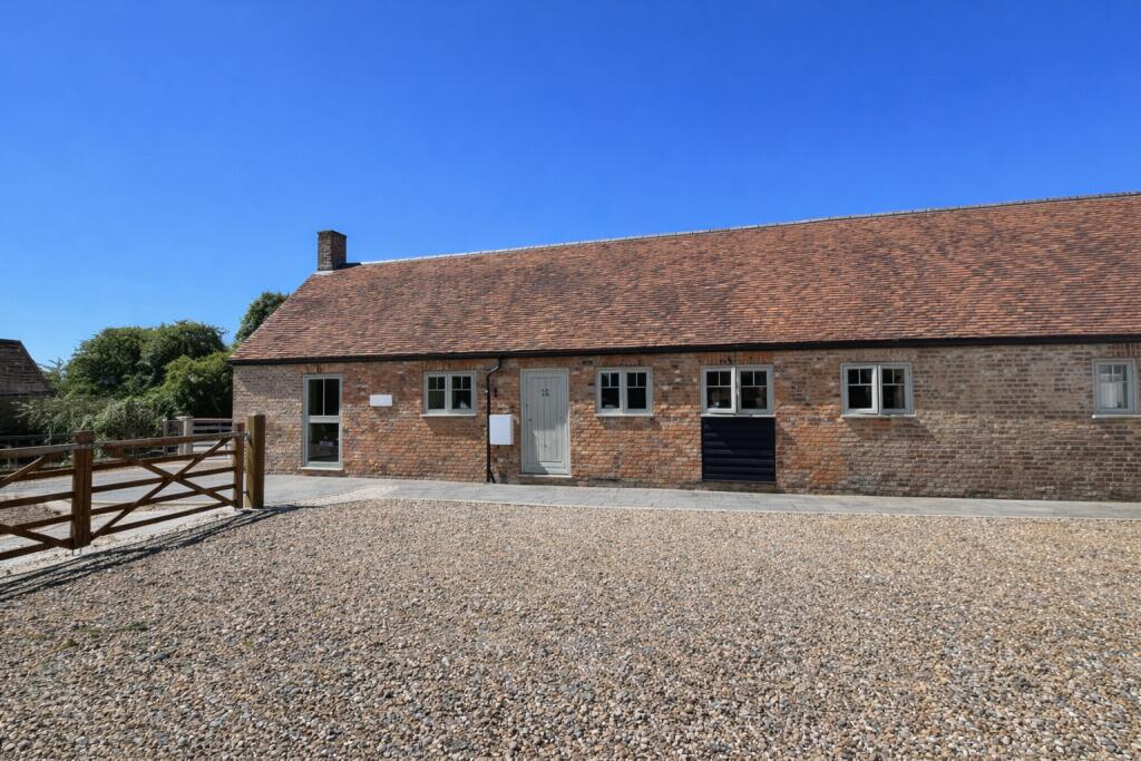 Main image of property: Hill Farm Barns, Whipsnade, Beds, LU6