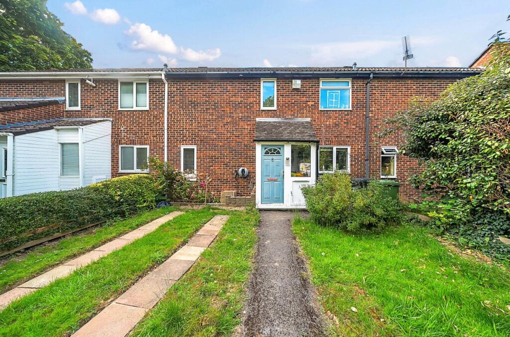 Main image of property: Harewood Close, Boyatt Wood, Hampshire, SO50