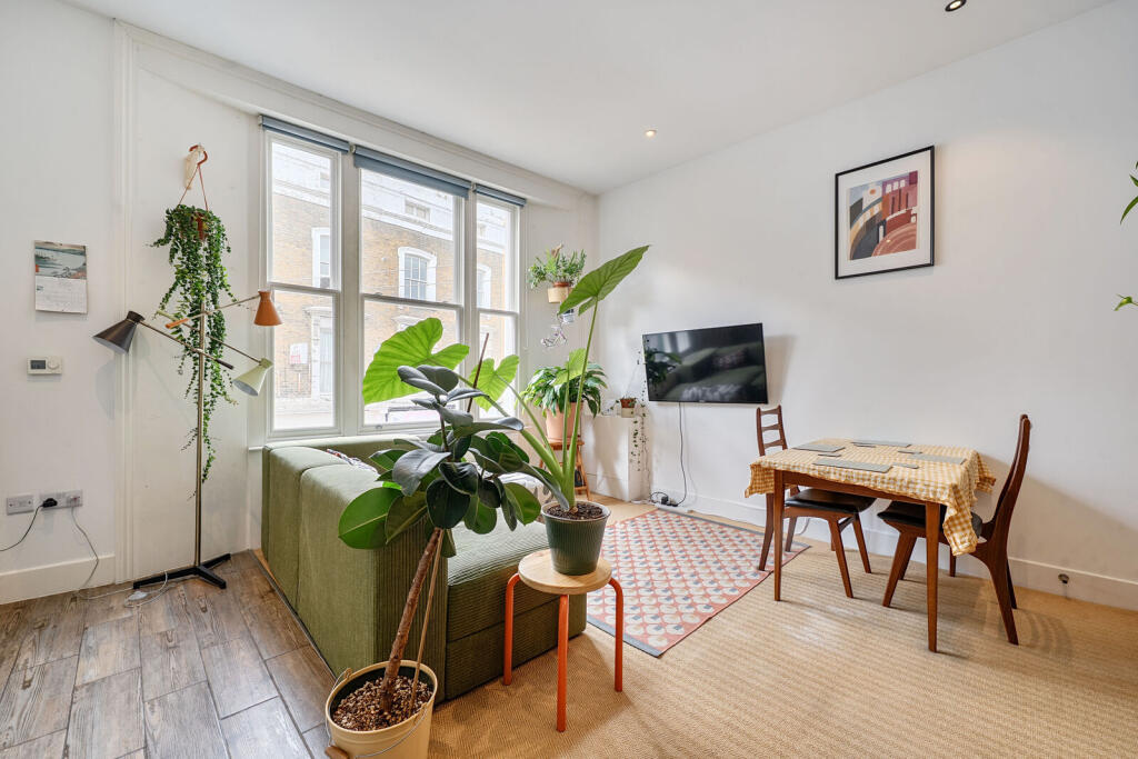 Apartment in London - View 2