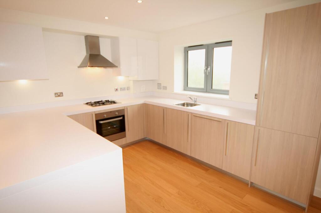 Apartment in London - View 5