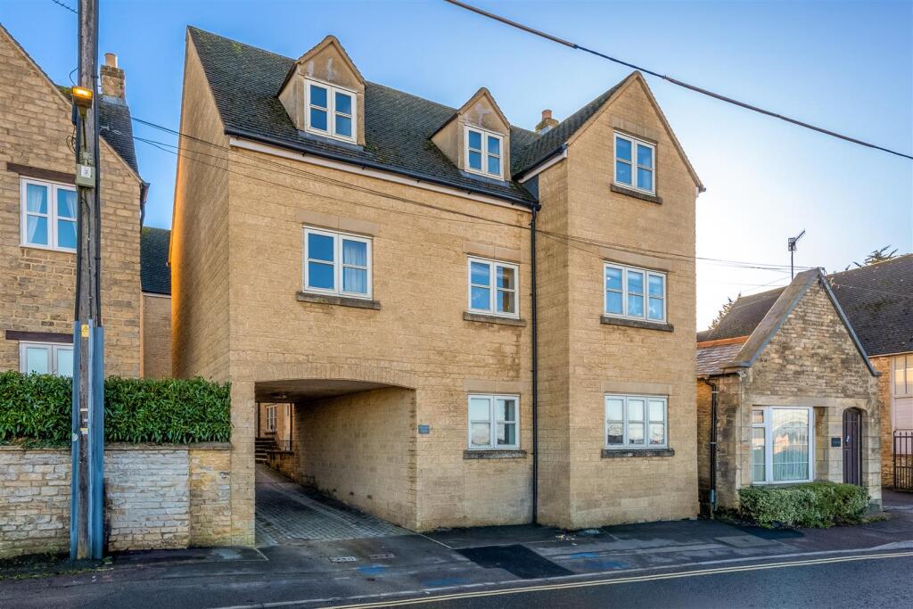 Main image of property: Albion Street, Chipping Norton