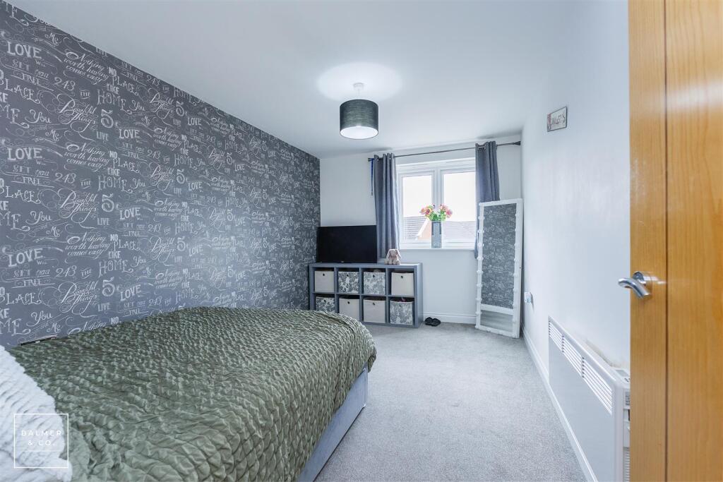 Kirkhill Grange, Westhoughton, BL5 photo 4