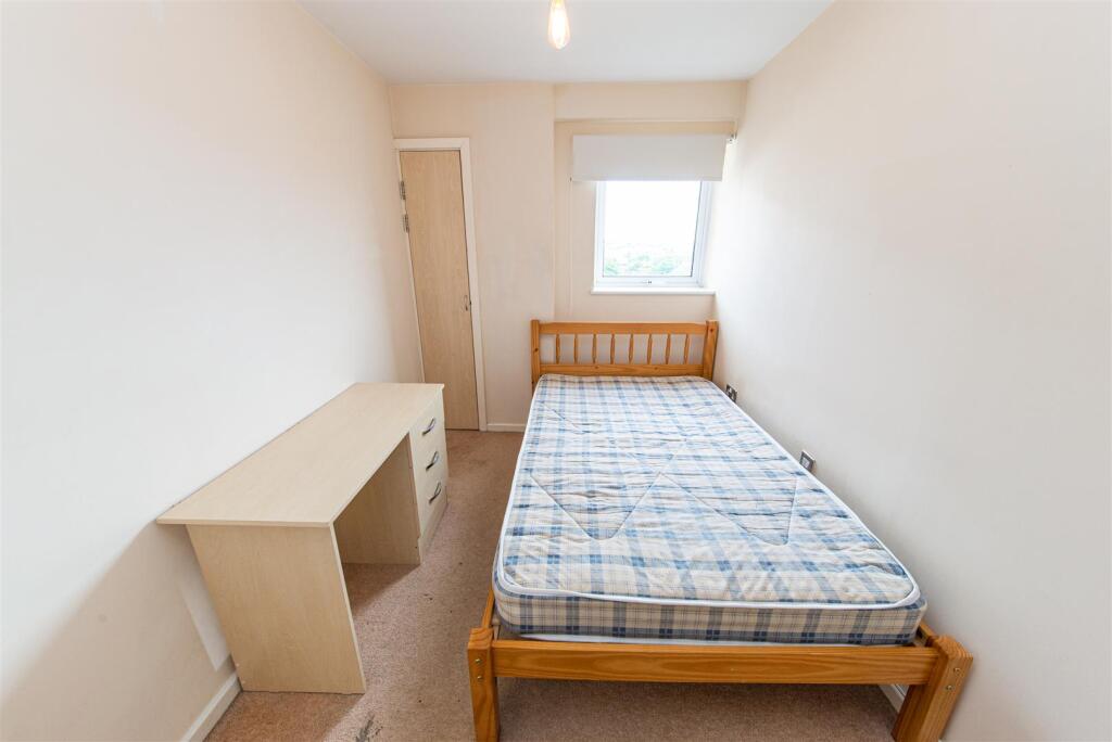 House in Newcastle upon Tyne - More