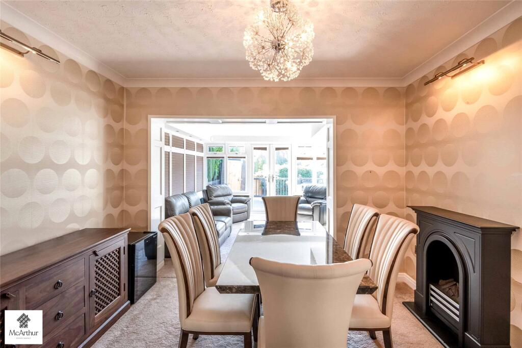 House in Doncaster, Bawtry - View 4