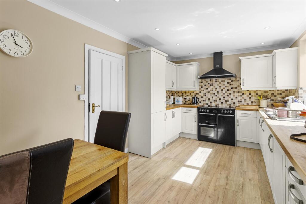 House in Eastbourne, East Sussex - View 6
