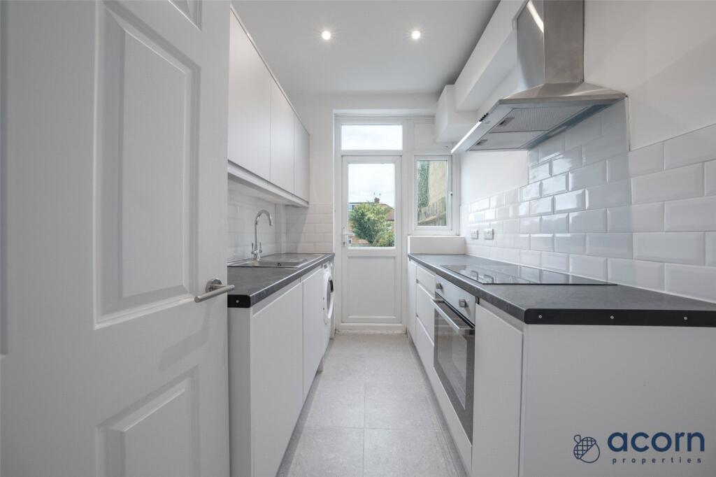 House in London, Kingsbury - View 4