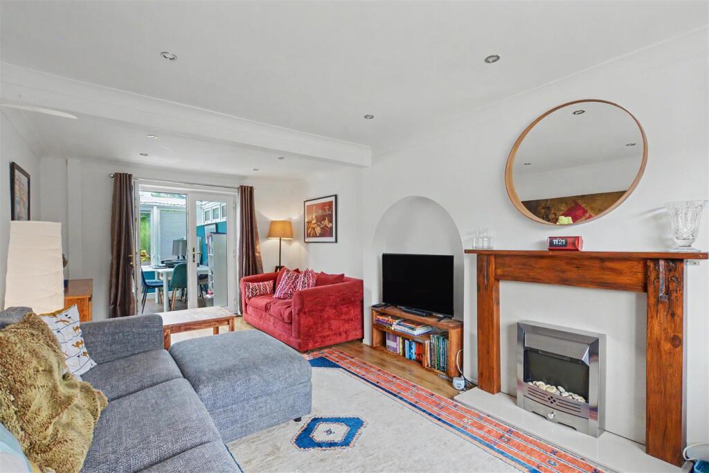 House in Nottingham - More
