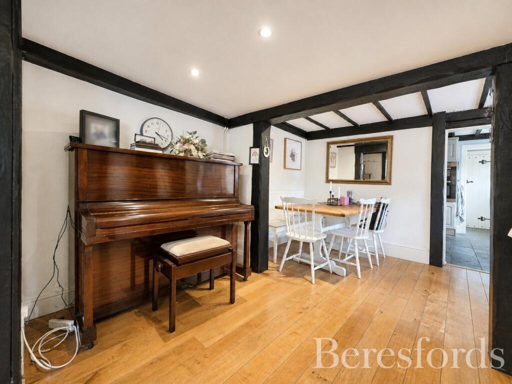 House in Tendring, Rose Cottages, Alresford - More