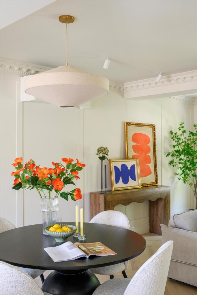 Apartment in London, Westbourne Green, Bayswater - More