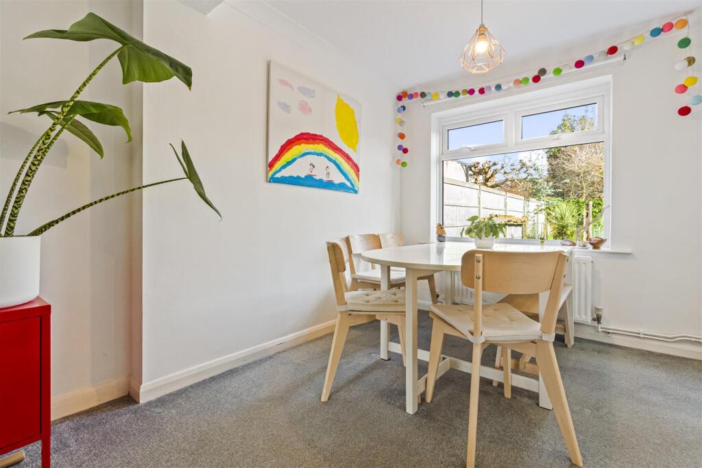 House in Worthing, West Sussex - More