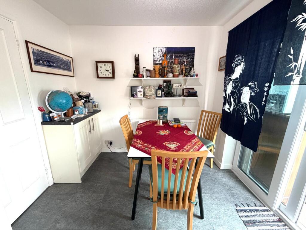 Durston Close photo 5