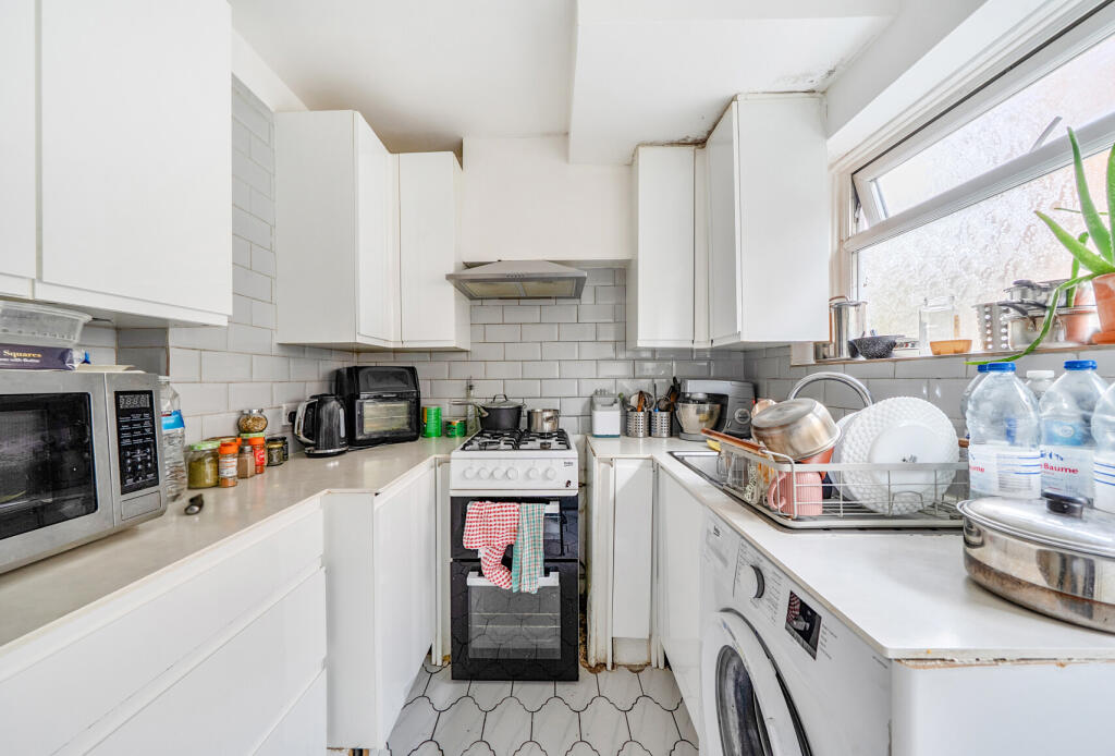 Apartment in London, Morden - View 3