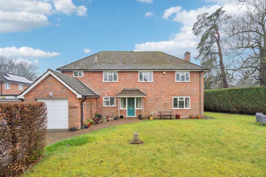 Main image of property: Park Grove, Chalfont St. Giles, Buckinghamshire, HP8