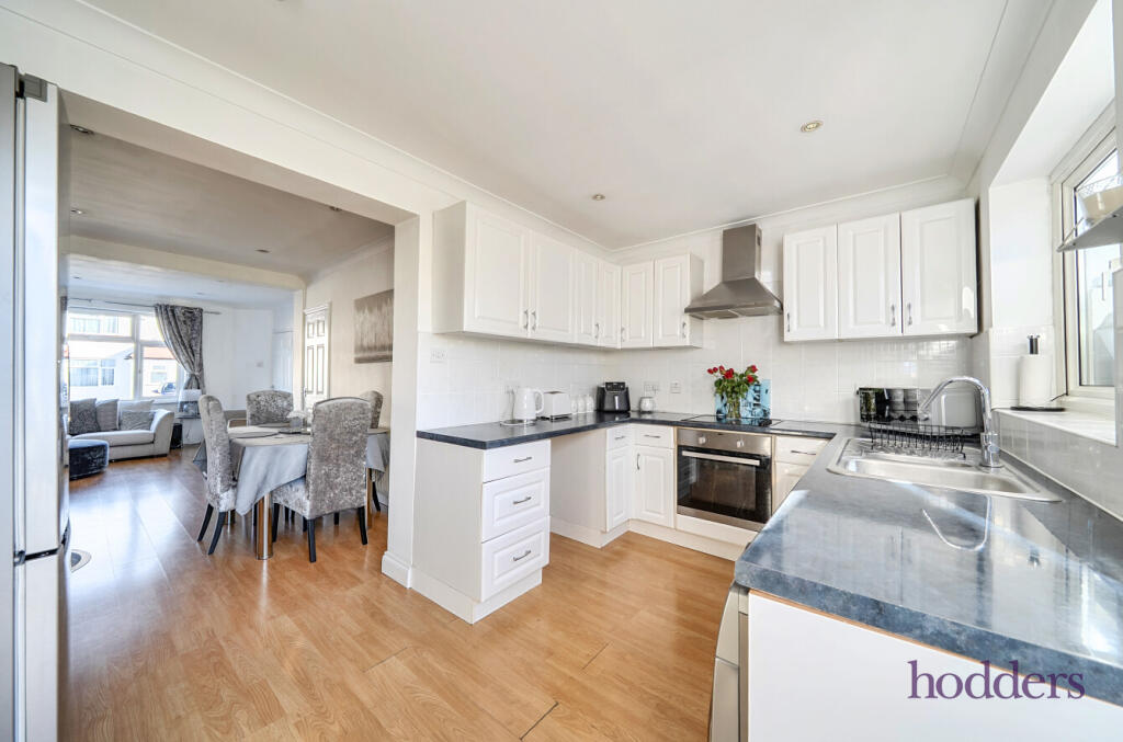 House in Runnymede, Addlestone - More